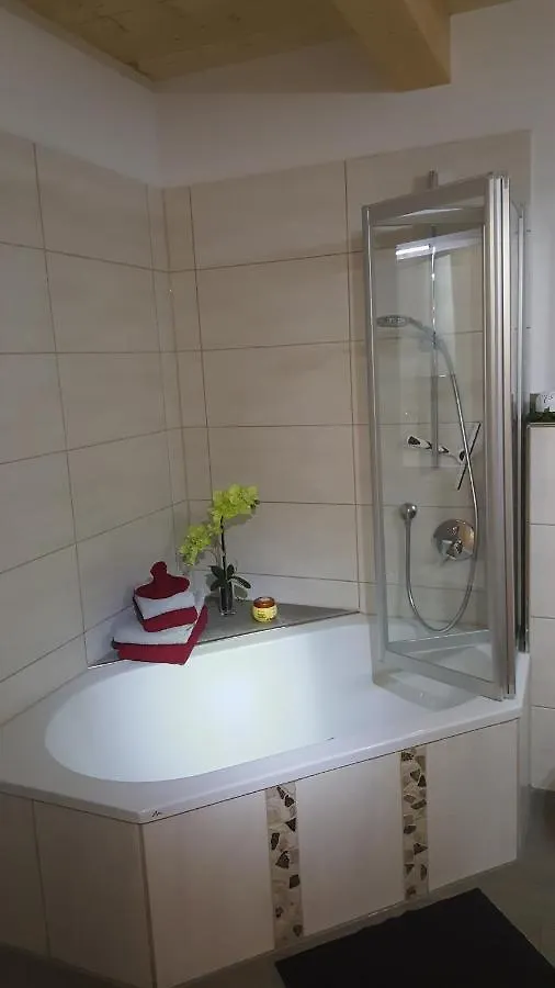 Ferienwohnung Chiemseezeit :-) - Familie Lechermann Gstadt am Chiemsee