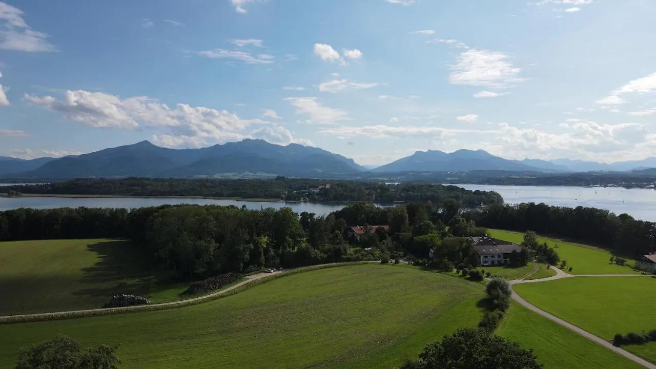 Ferienwohnung Chiemseezeit :-) - Familie Lechermann Gstadt am Chiemsee 0*,