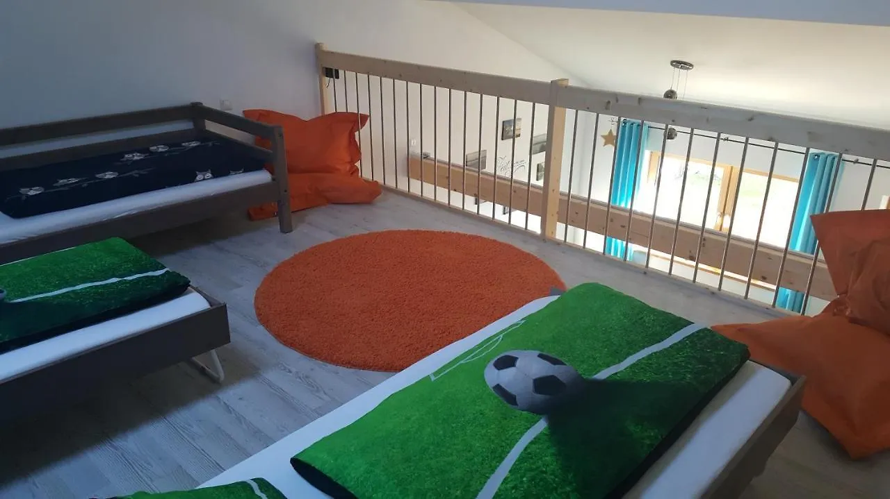 Lejlighed Ferienwohnung Chiemseezeit :-) - Familie Lechermann Gstadt am Chiemsee