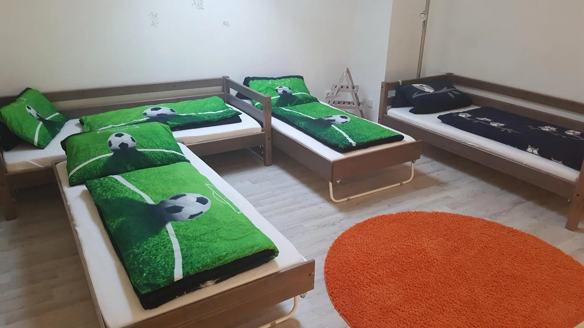 Ferienwohnung Chiemseezeit :-) - Familie Lechermann Gstadt am Chiemsee 0*,  Tyskland